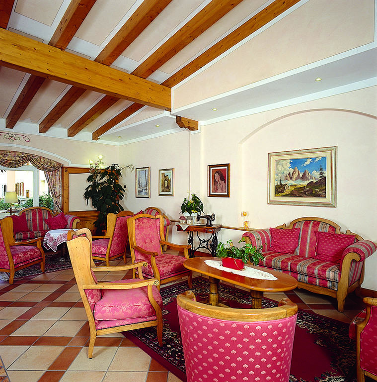 Hotel Des Alpes Molveno Exterior photo
